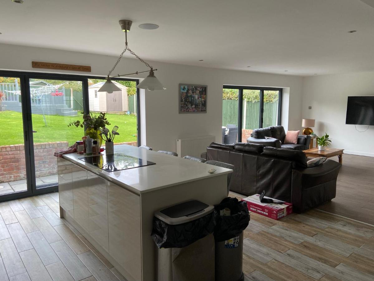 ウェスト・カービーJaunty Houseアパートメント エクステリア 写真